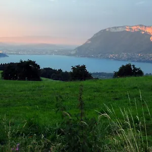 D'hotes Les Pralets Frühstückspension